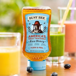 16 oz Raw USA Honey with smoothies