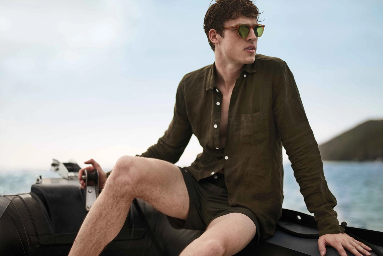 beach-solid-&-striped-man-with-sunglasses
