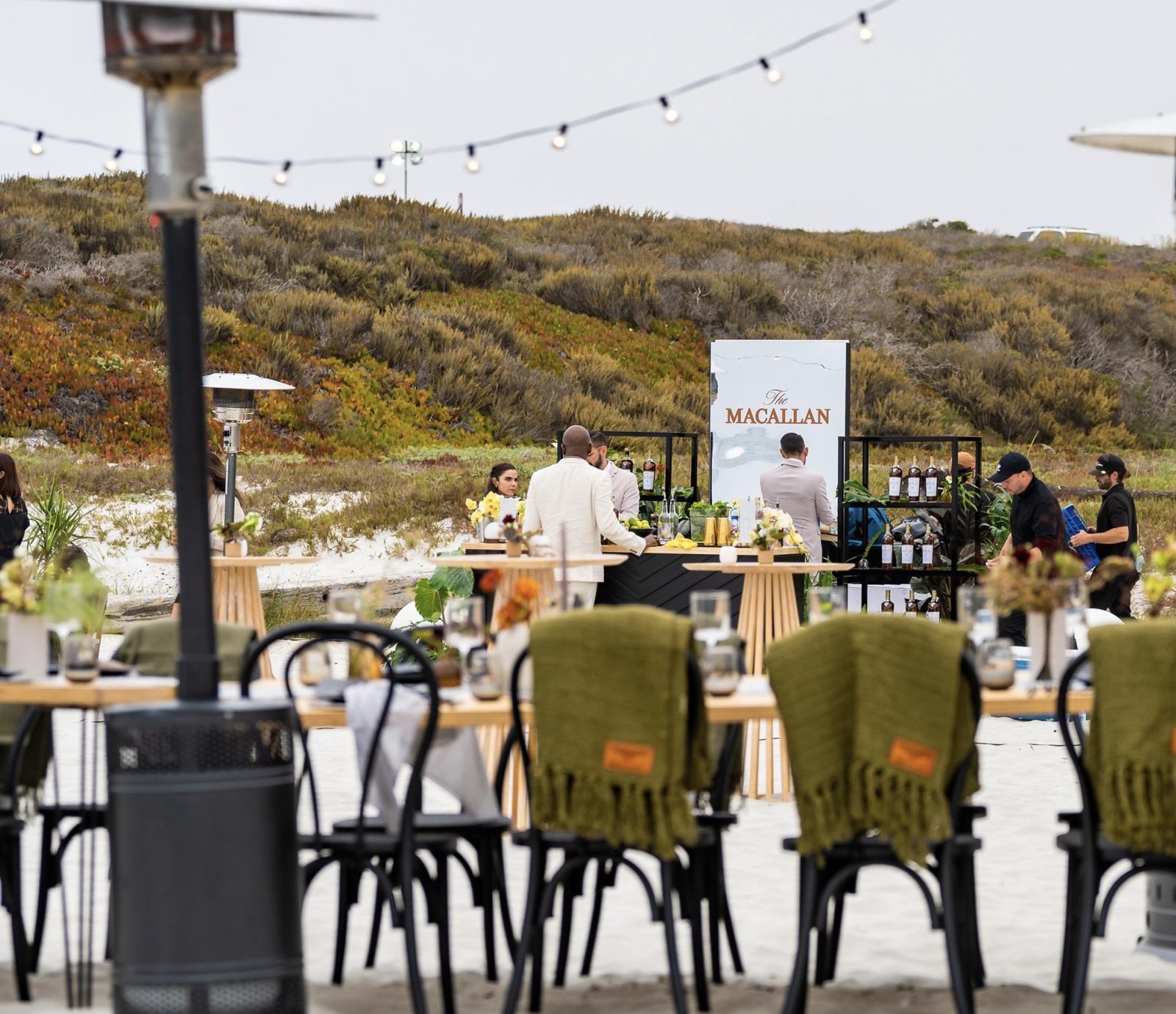 the-macallan-monterey-car-week-beach-dinner-bar