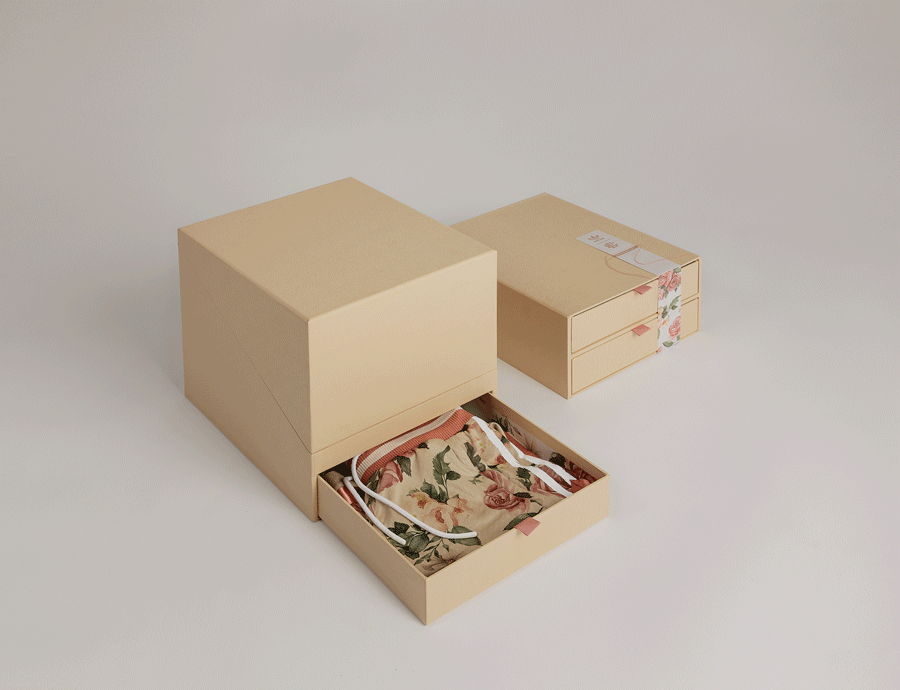 shoe-packaging-open-close