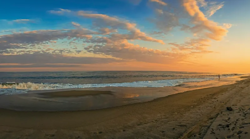 Golden-hour surf and sand at Southampton beach
