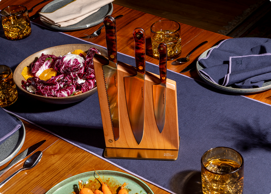 knives in knife holder on set table
