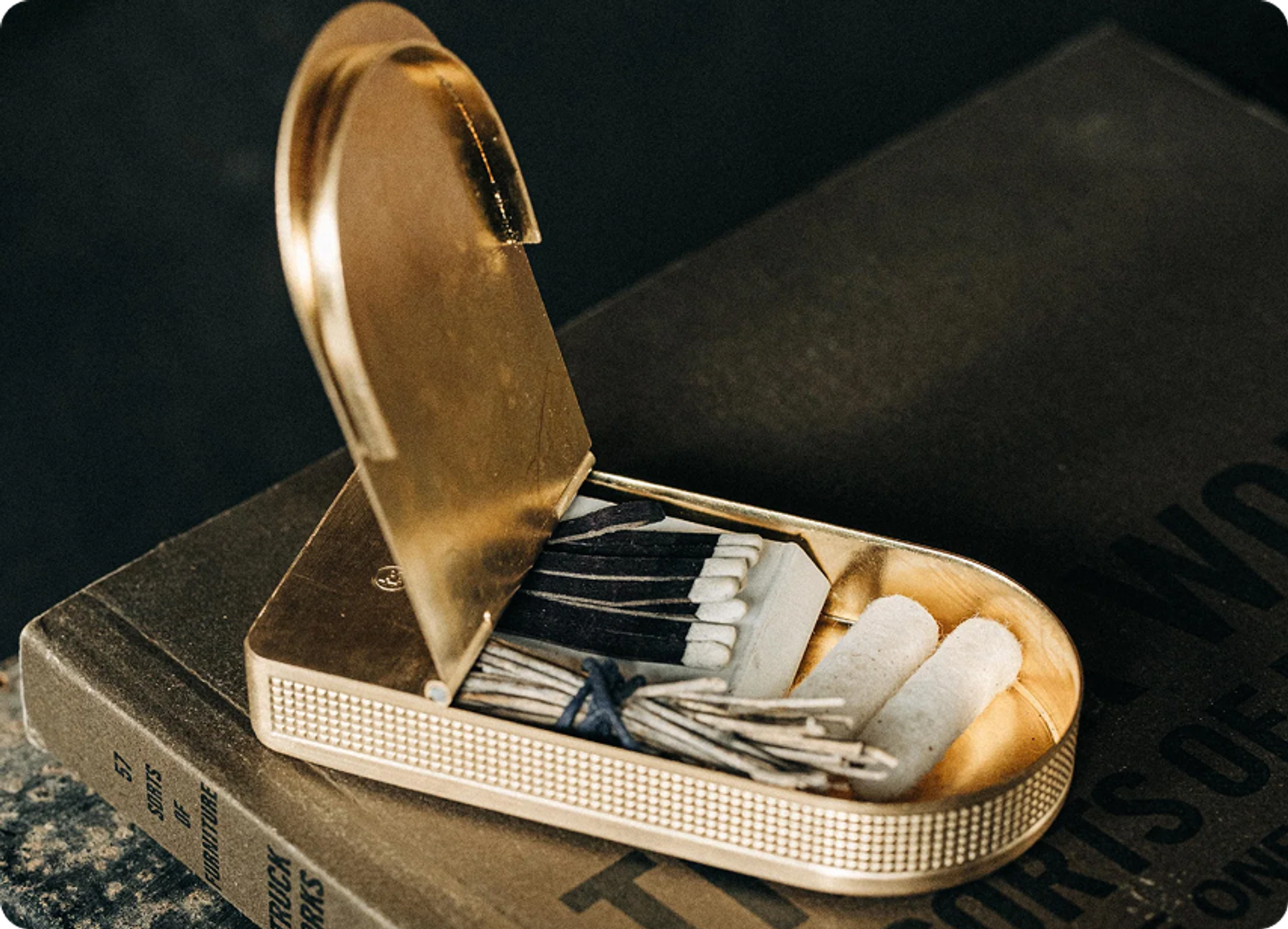 bathroom essential kit