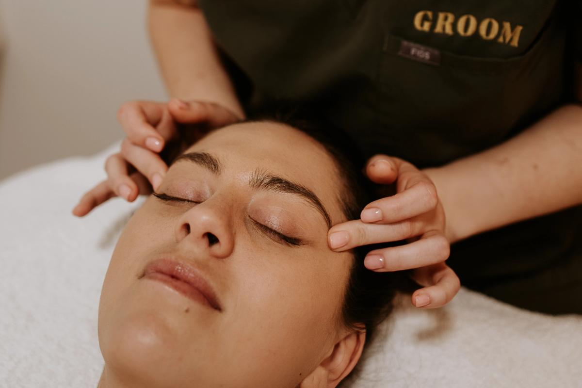 Beauty services at GROOM — Essential beauty & grooming services