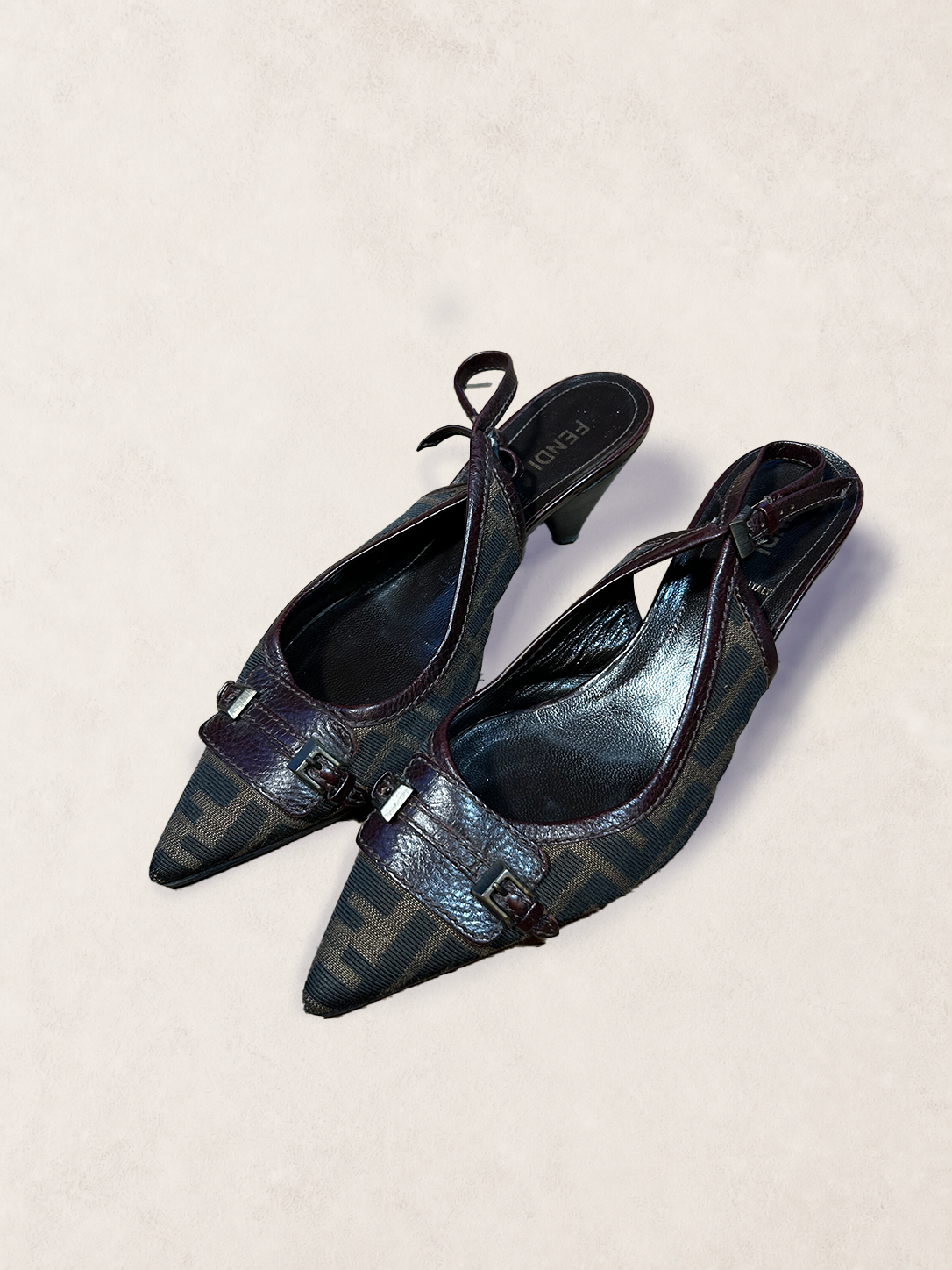 Talons bas