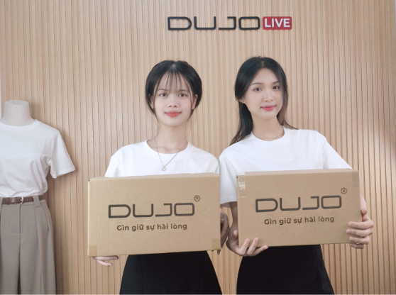 DUJO - Khi một thương hiệu thời trang chọn bắt đầu từ tư duy phục vụ