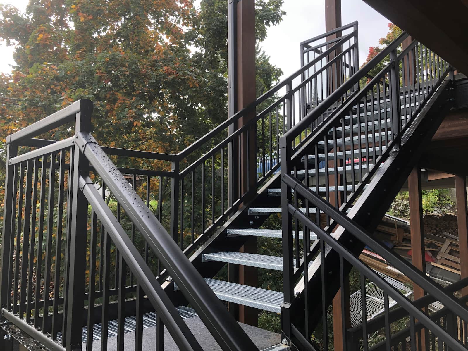 Deck Stair Railing: Code, Height & Installation for Picket and Flex Rail