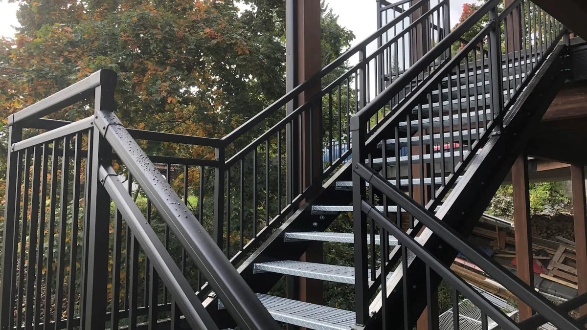 Deck Stair Railing: Code, Height & Installation for Picket and Flex Rail