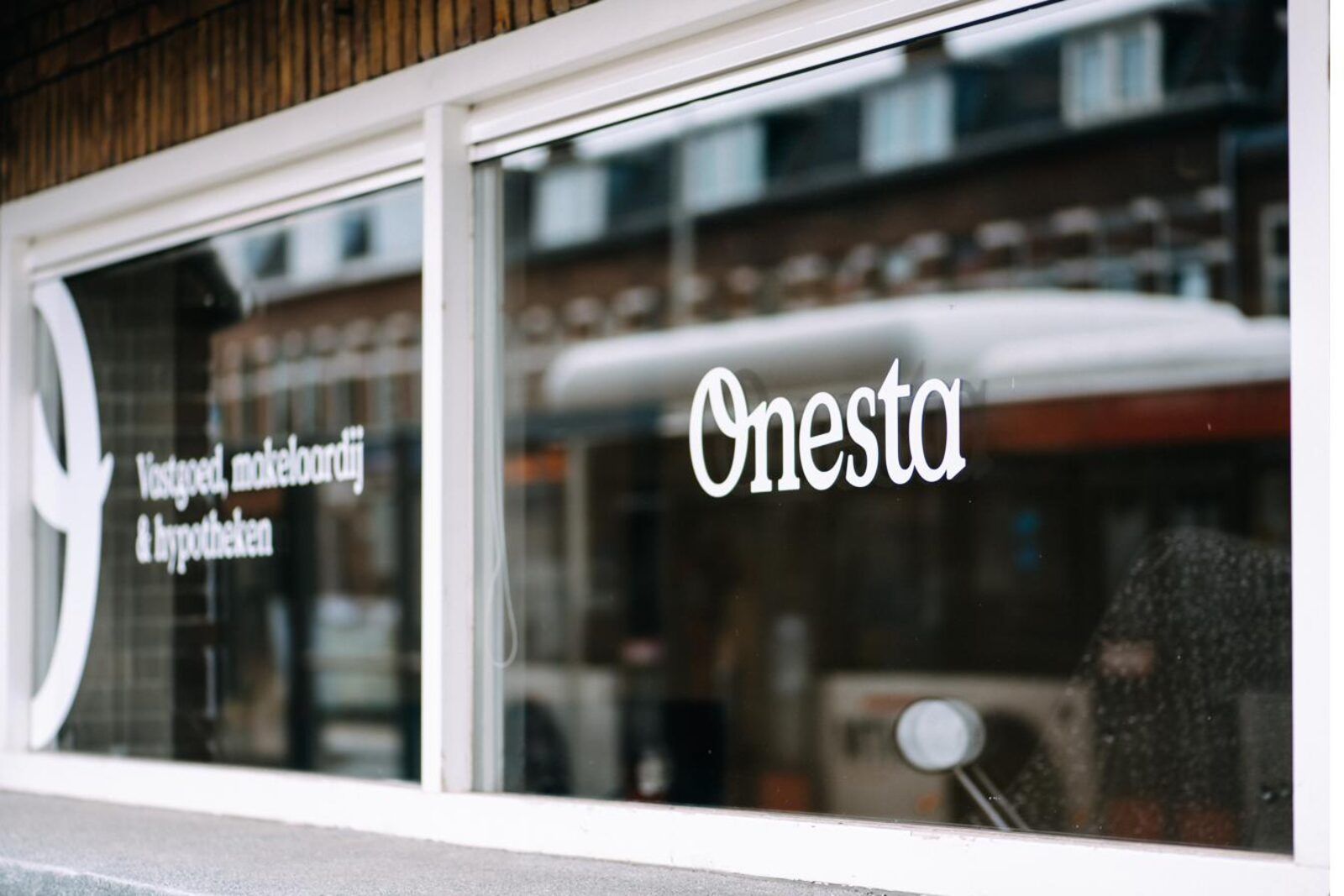 Onesta