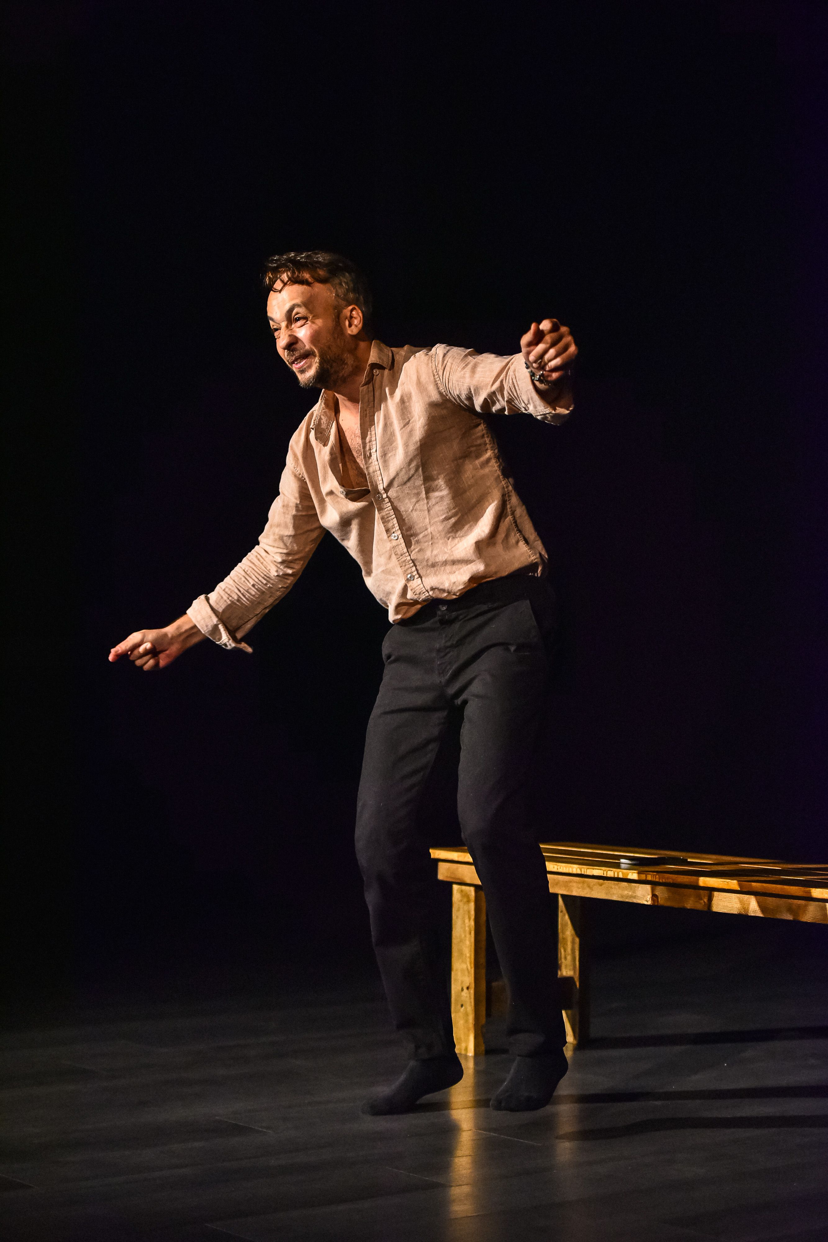 Delibo - Gençliğimin Kara Kuyusu - Fotoğraf 1