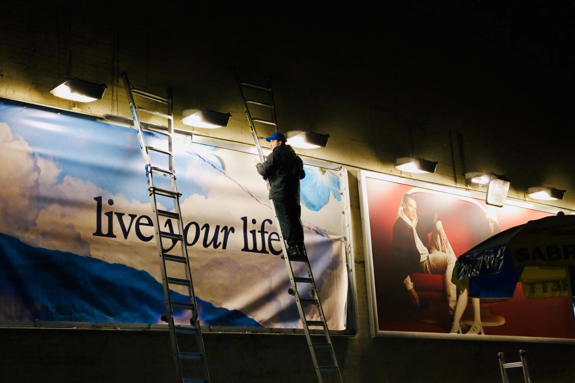 “Live your life”, a photograph by Erik Hadife.