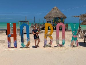 Isla Holbox letters Yucatan met kinderen