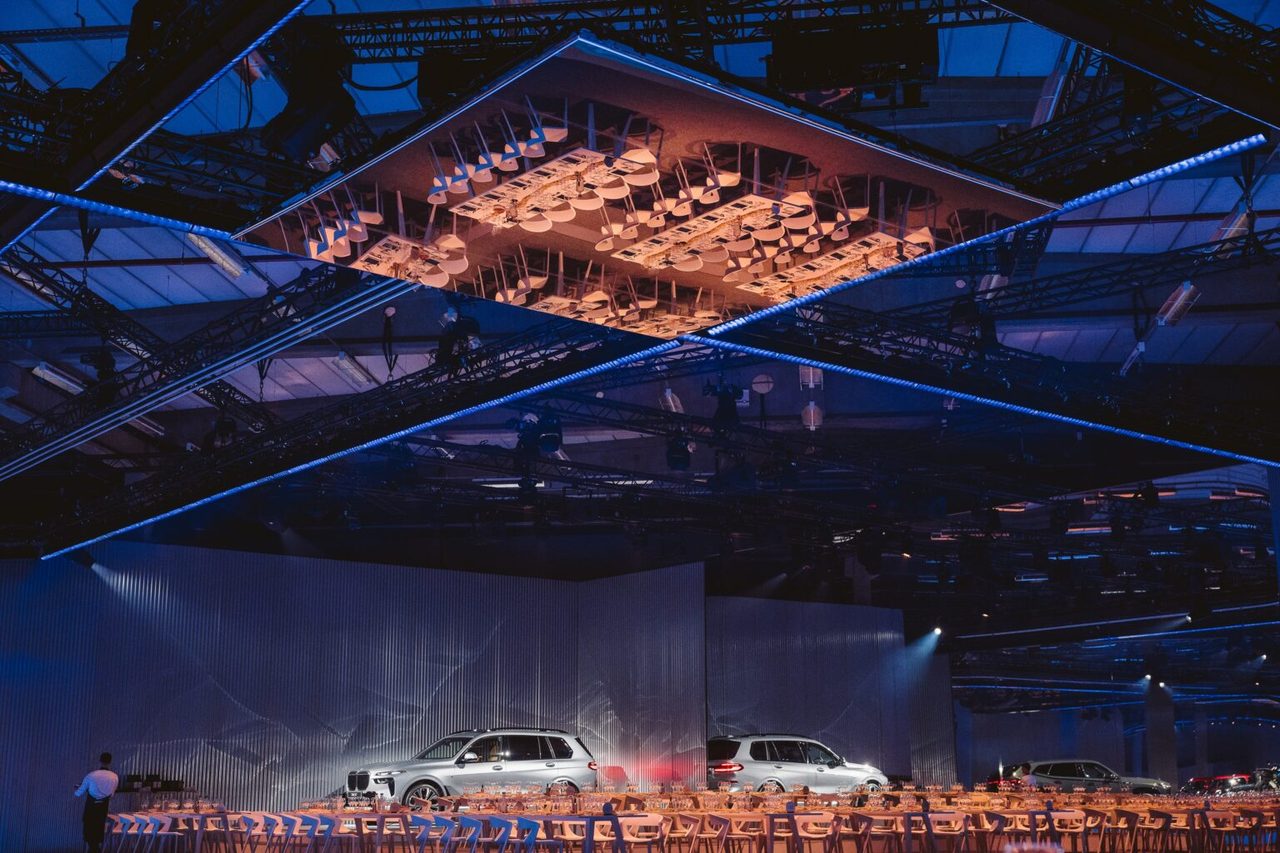 Inviting BMW to reflect on its future