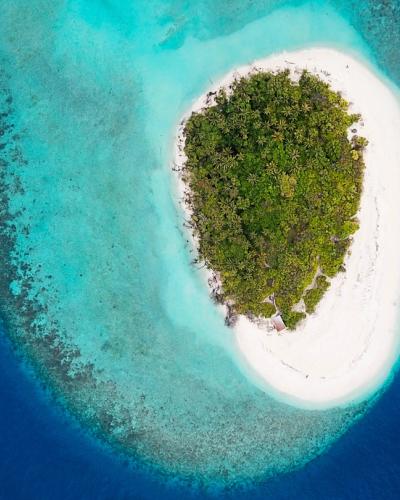 Diagram showing process flow with steps and arrows