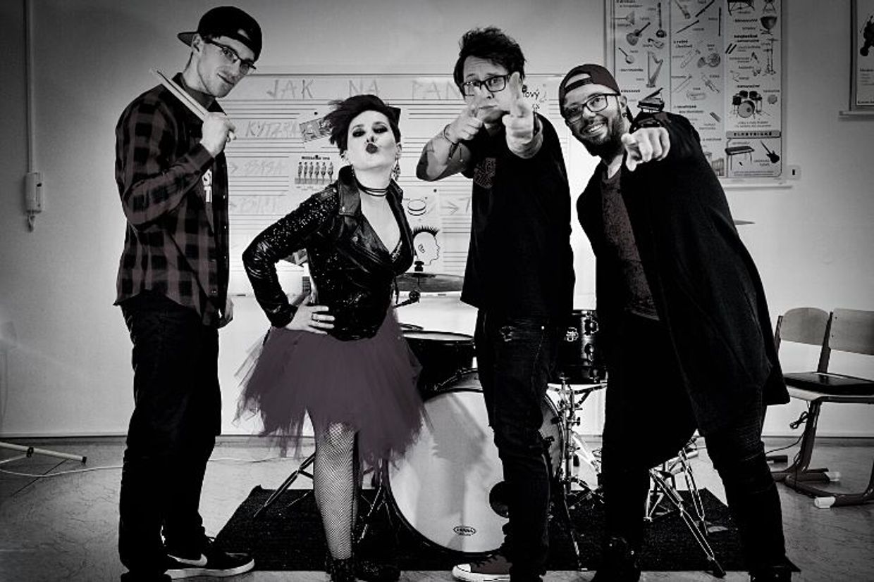 koncert, hudba, dole, klub, Idio Idio