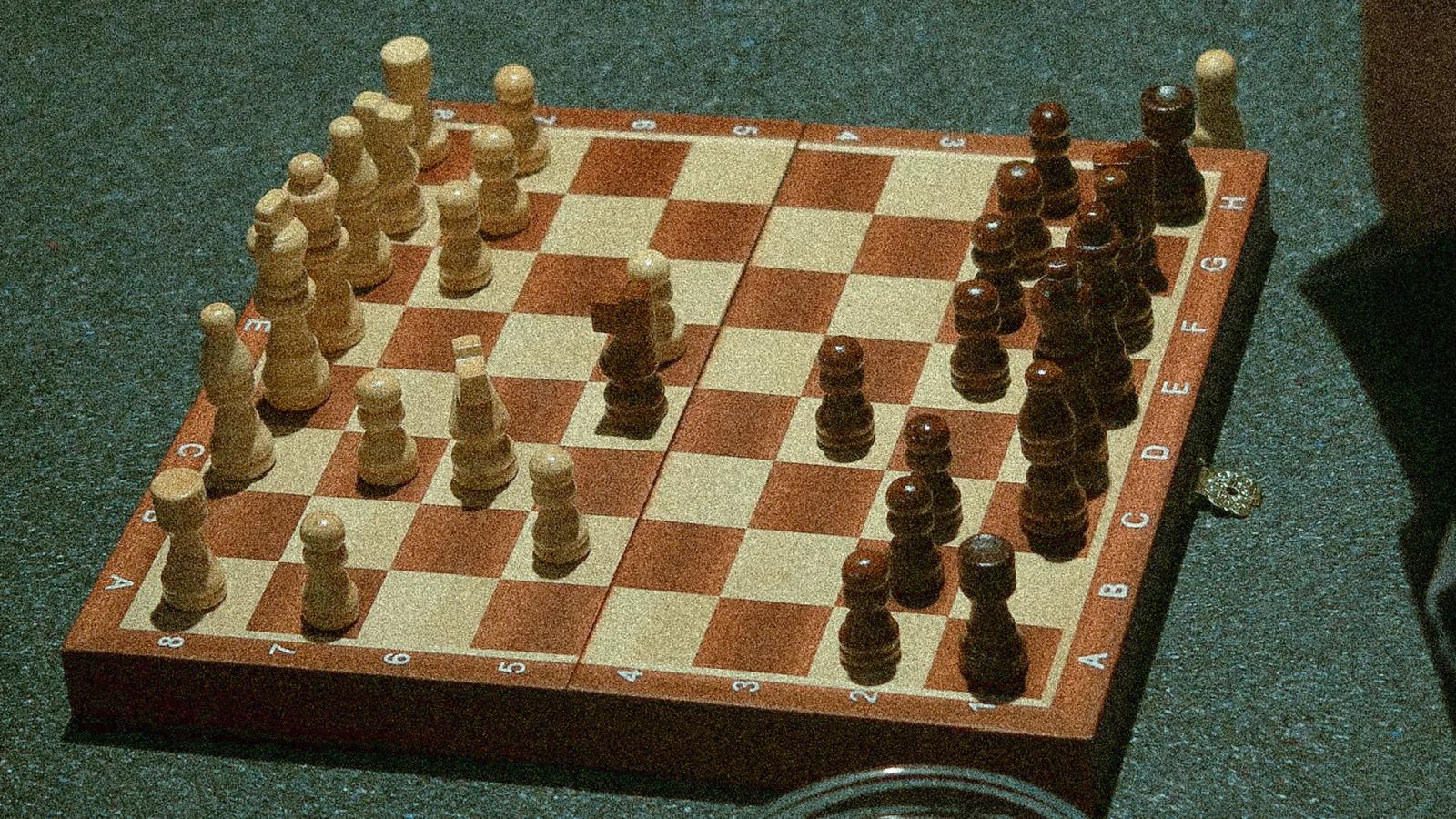 Checkmates Sunday