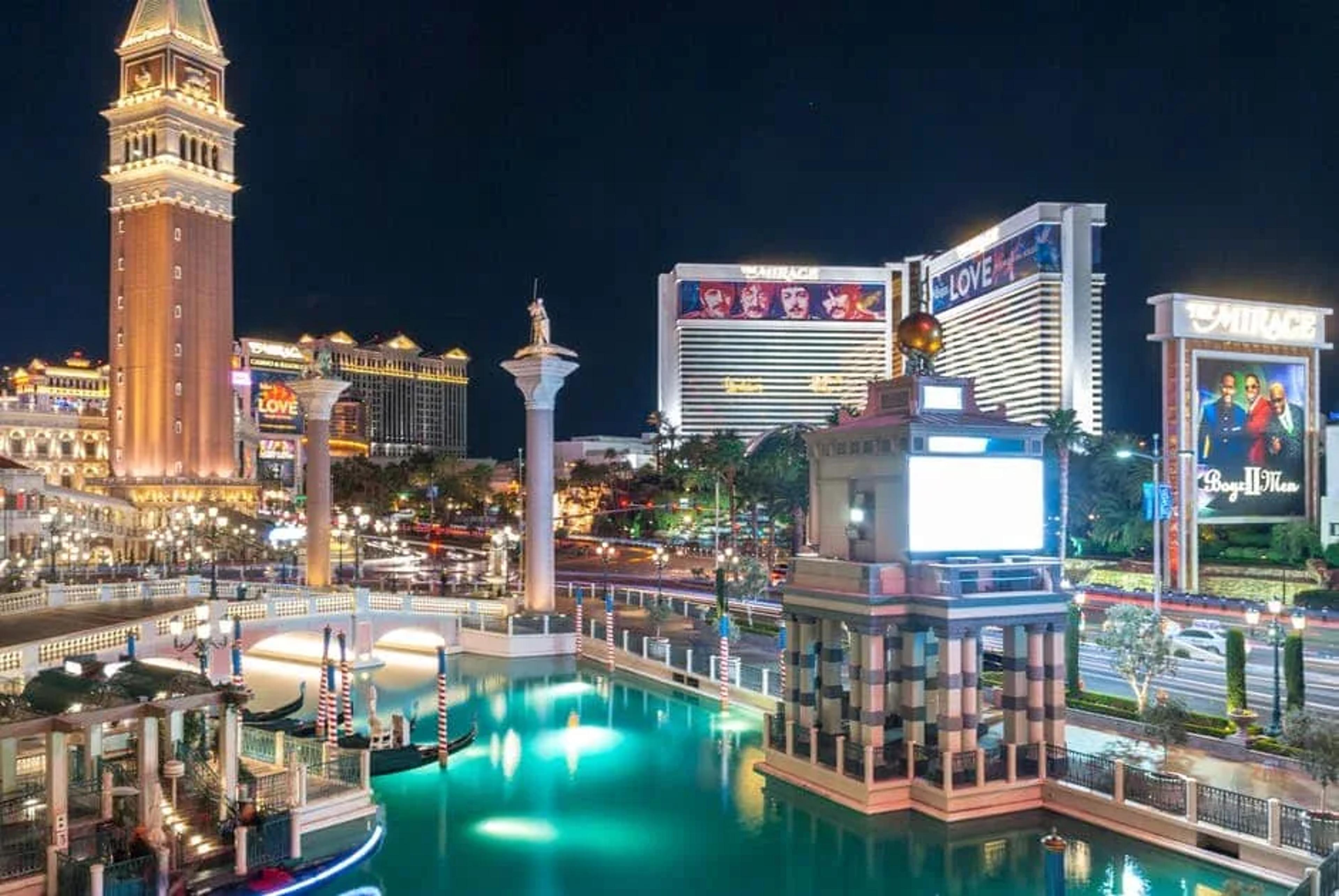 8 Reasons to Plan an Event in Las Vegas