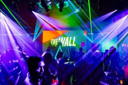 The Wall Dj and Dancefloor