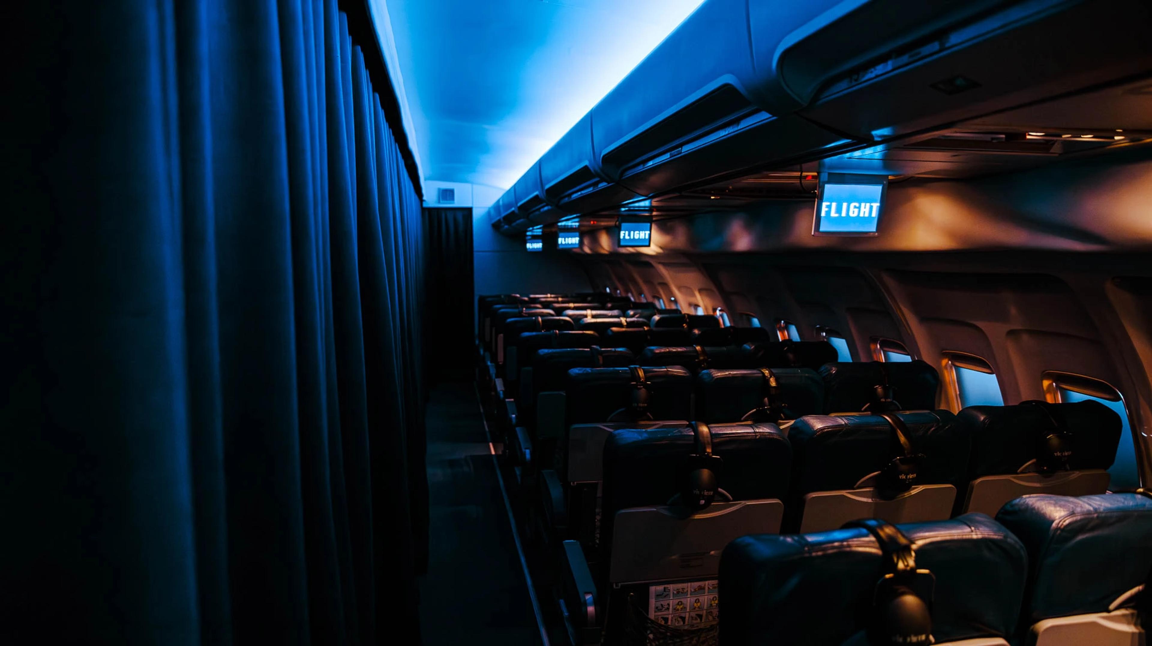 DARKFIELD FLIGHT