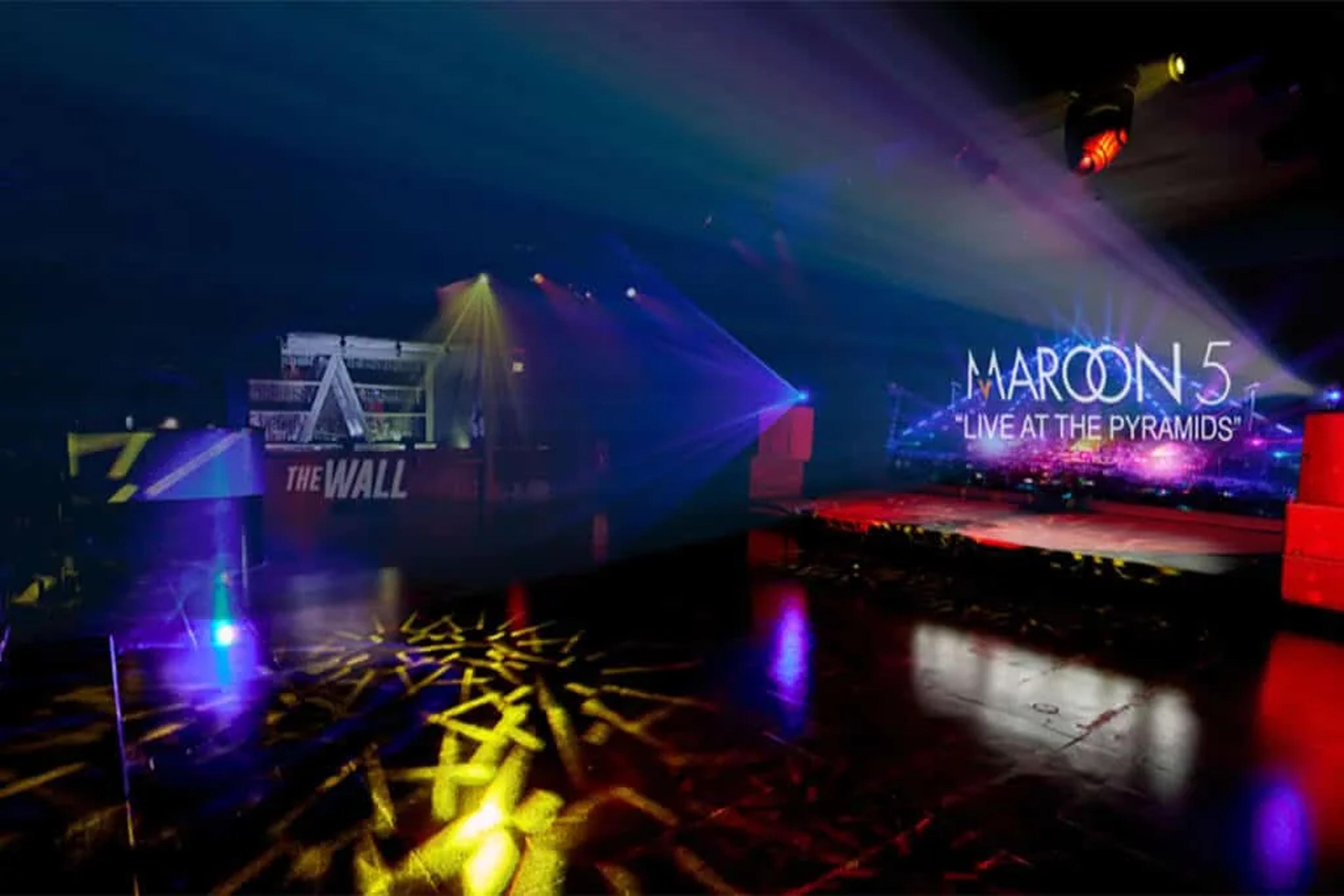 Maroon 5 pop-up at AREA15