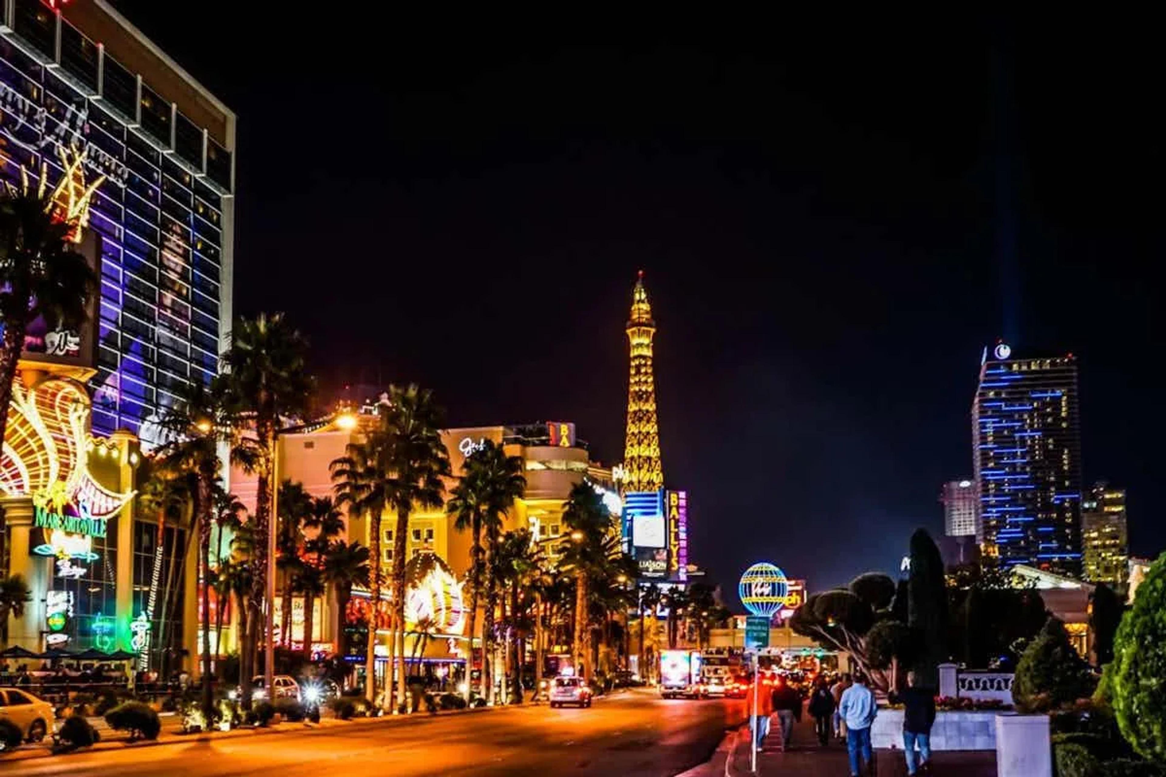 Las Vegas Sightseeing: 4 Places You Must Visit
