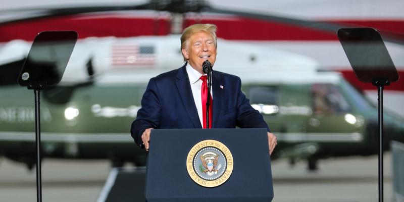 President Donald J. Trump speaks to Soldiers, Sailors, Airmen, and Marines during a visit to Osan Air Base, Republic of Korea, June 30.