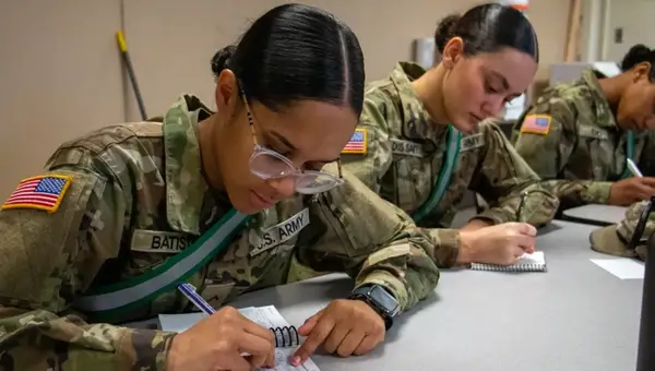 Army Achieves 2024 Recruiting Goals with Surge in Female Enlistments