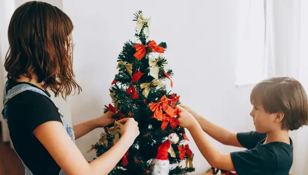 The Minimalist Military Christmas for Families in Temporary Housing