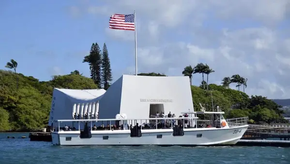 The USS Arizona Memorial Honors Pearl Harbor Heroes