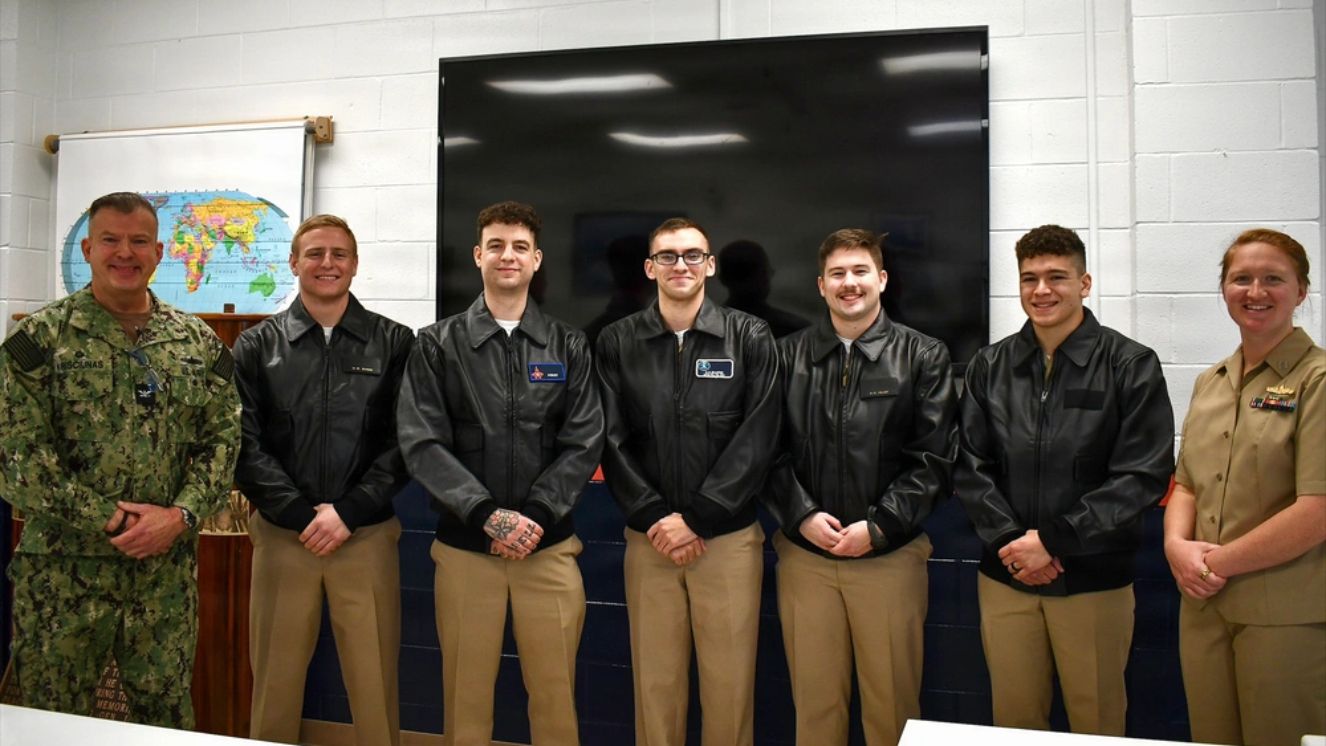 Naval Reserve members.