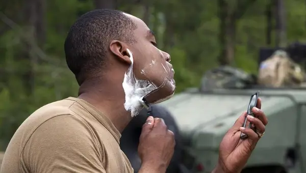 Sailors, Marines With Shaving Waivers Now Face Formal Counseling at Six Months