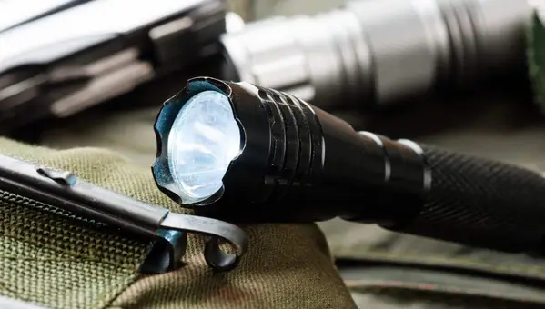 Shopping for a Tactical Flashlight? Try These 5 Options