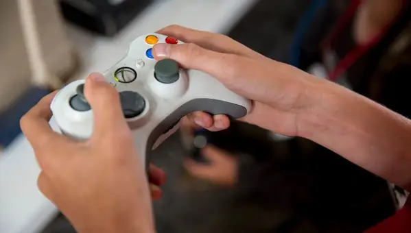 Military Video Game Controller Use - Xbox 360 Helps Defend America