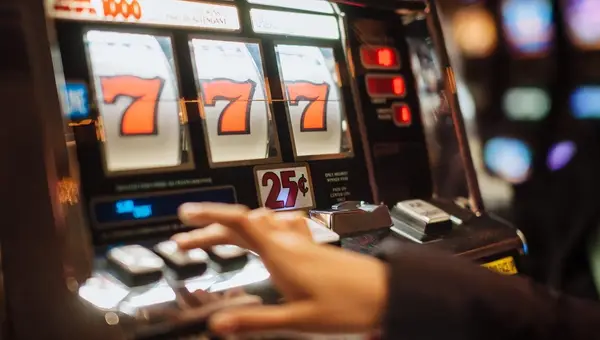 The DoD Makes $100 Million From Slot Machine Gaming