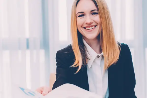 Resume Tips for Military Spouses: Overcoming Career Gaps