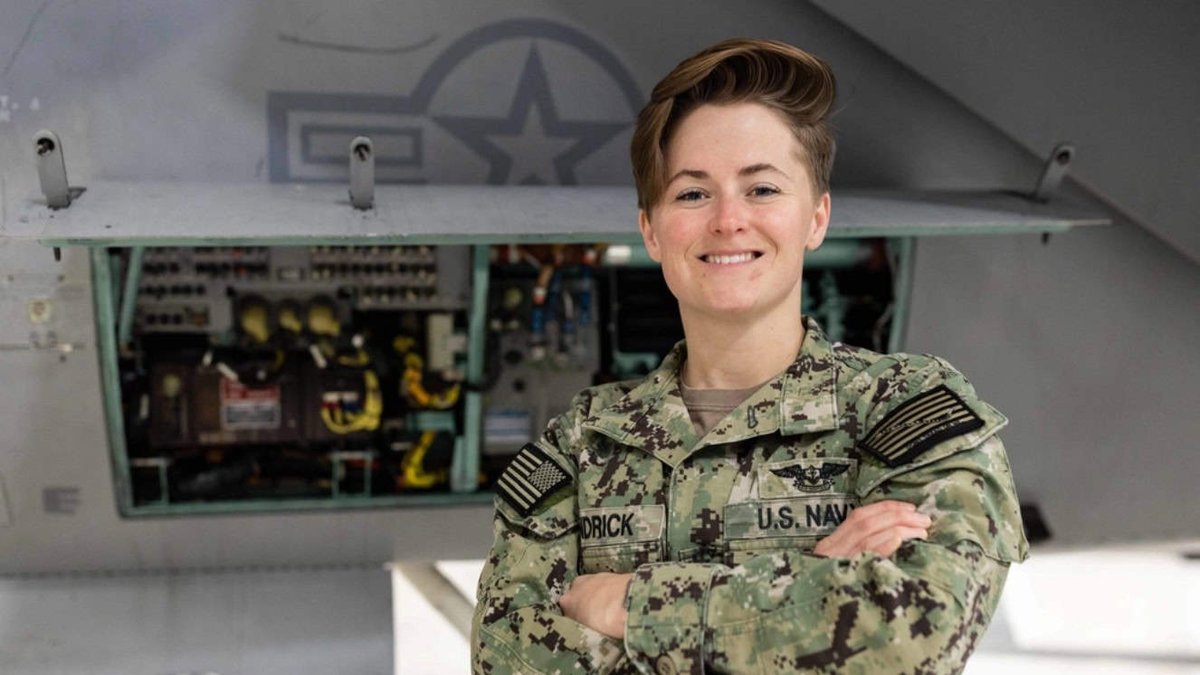 Can the New Women Teams Initiative Help US Navy Recruiting?