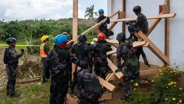 Philippines Earthquake Prompting Humanitarian Aid From Marines