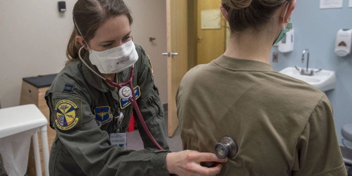 A Complete Guide to Military Doctor Salary & Requirements