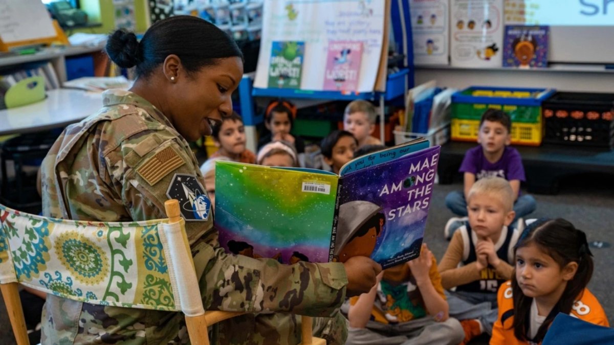 trump banned book list