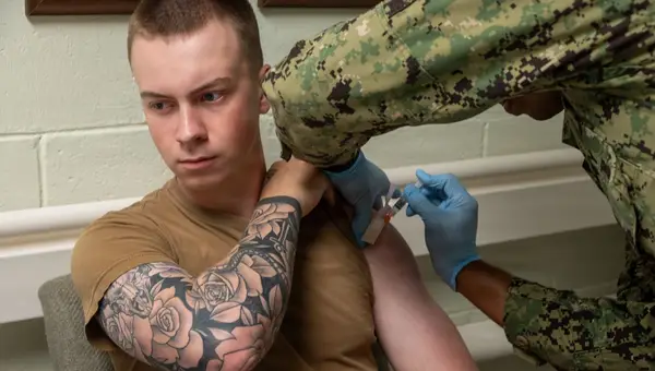 Military Reinstates Flu Shot Mandate for Recruits Amid Growing Outbreak