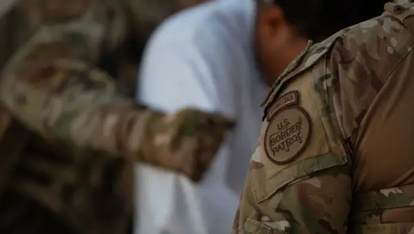 Trump Proposes Housing Migrants on Military Bases