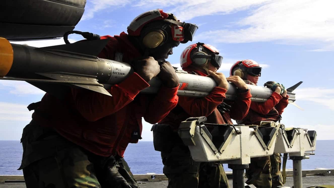 Revamped USS George Washington Departs For Japan to Fight Battles