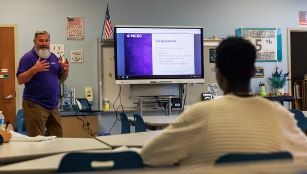 VA Education Beneficiaries Must Verify Enrollment Monthly to Receive Benefit Payments