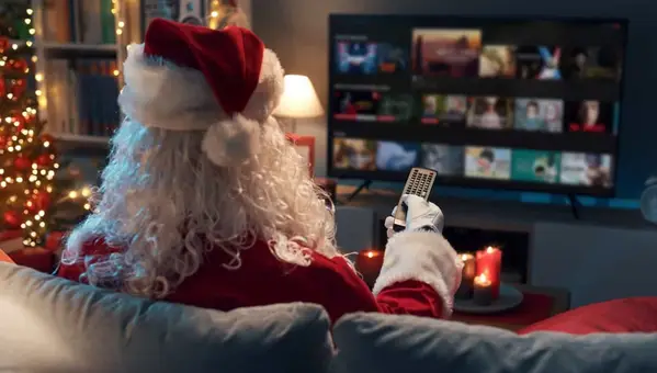 These 8 Christmas War Movies Are Perfect for the Holidays