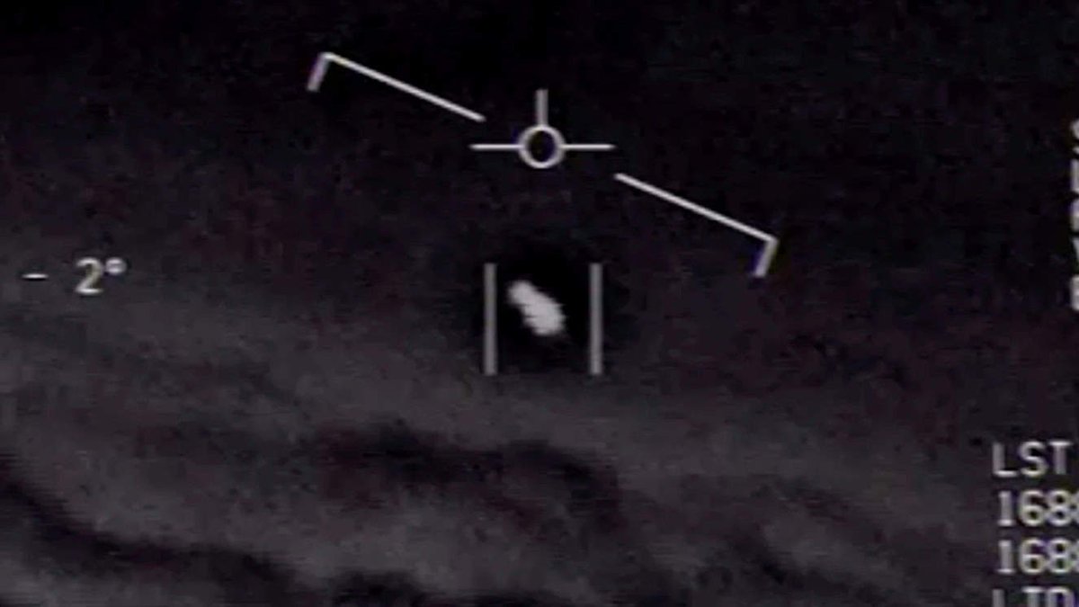 Four Military UFO Sightings That Made Us Question if We Are Alone