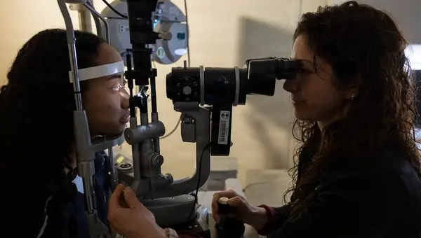 How to Get Free LASIK Through the Military: Eligibility, Wait Times, and Where to Apply