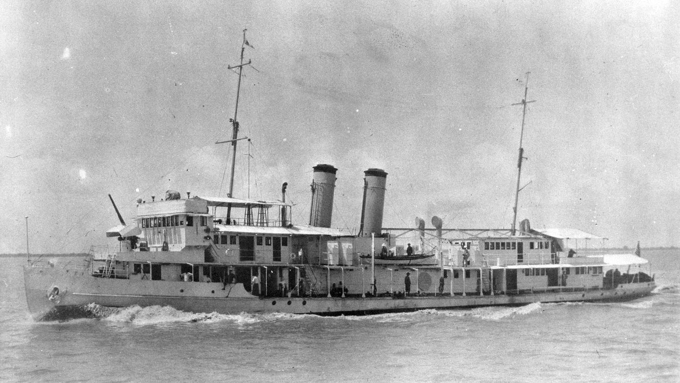 The U.S. Navy river gunboat USS Panay (PR-5) underway off Woosong, China, during standardization trials on 30 August 1928.