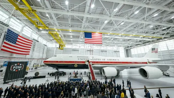 The Bridge Aircraft: Inside the Qatar-Gifted 747 Now Flying as Air Force One