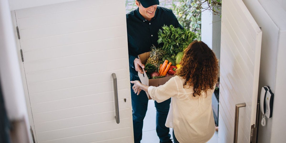 On-Base Commissary Delivery Puts Groceries on Your Doorstep