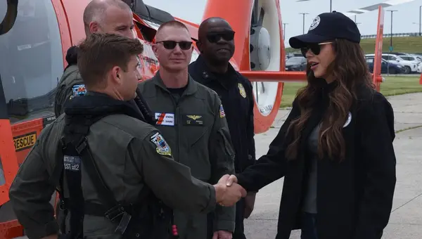 Trump DHS Shake-Up Lands as Coast Guard Members Serve Through Funding Lapse